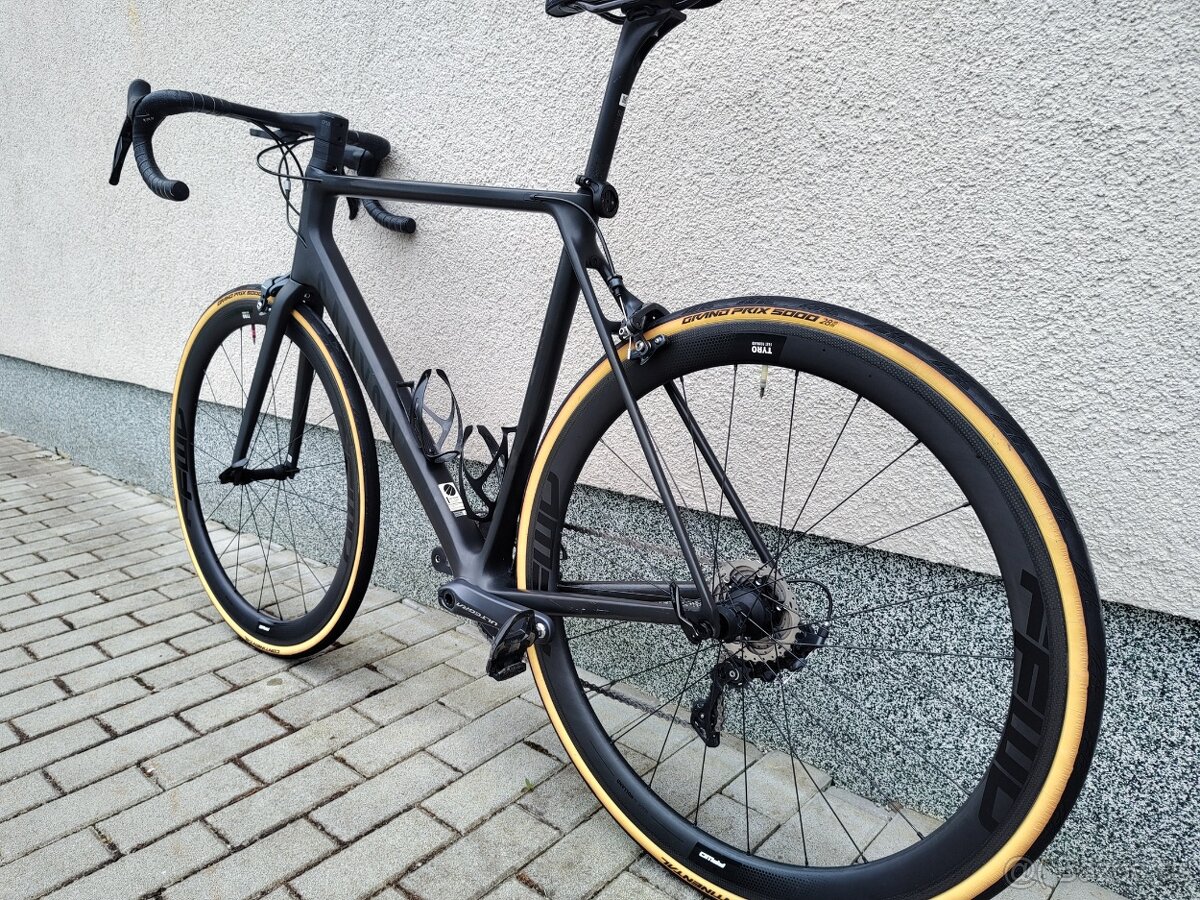 Canyon Ultimate CF SL 8 - 3
