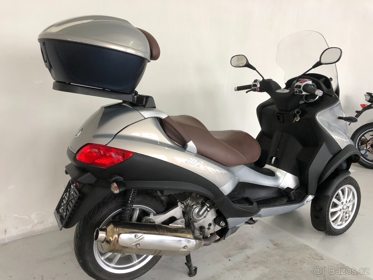 piaggio MP3 500LT - 3