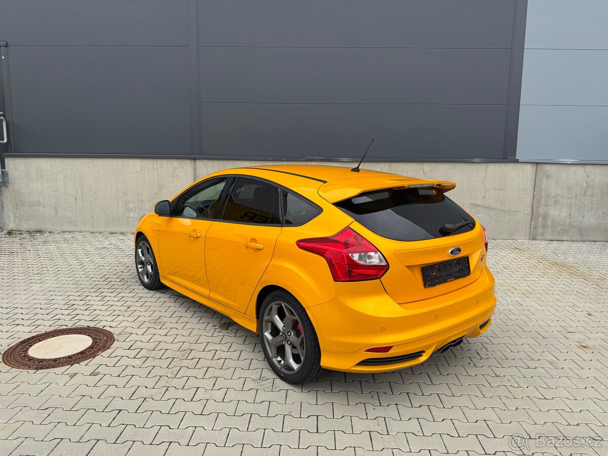 Ford Focus ST250 - 3