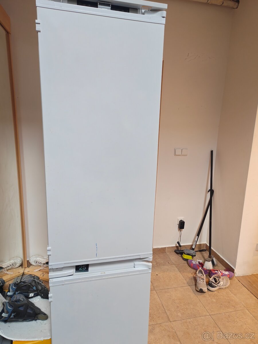 Beko Fridge Freezer - 3