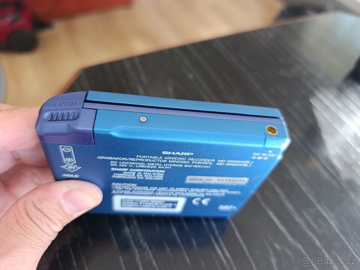 SHARP MD-SR50H minidisc walkman - 3