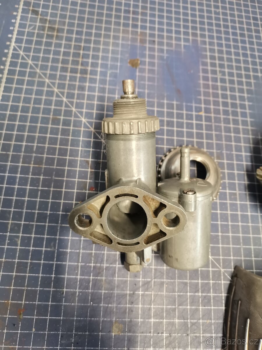 Jawa 250 kyvačka karburátor - 3