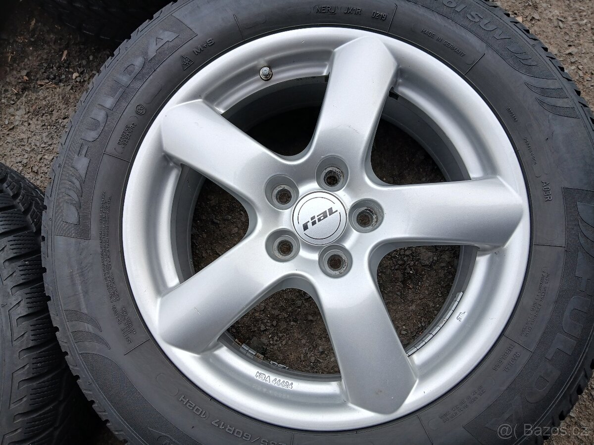 Prodám sadu ALU kol Rial 235/60R17 zimní - 3