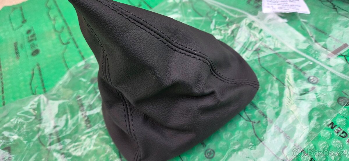 Škoda octavia I - Nové orig. manžety řadící páky - 3