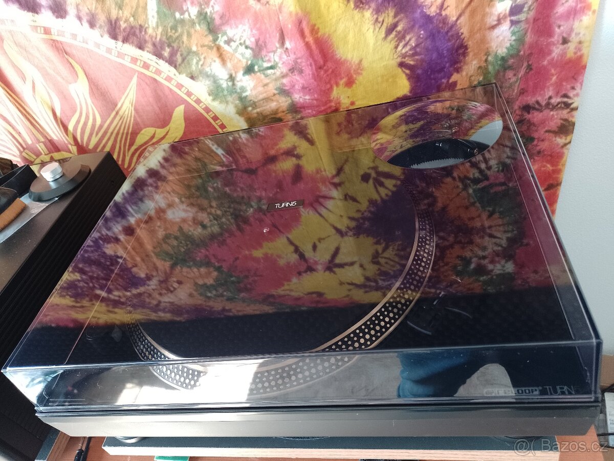 Reloop Turn5 HiFi - 3