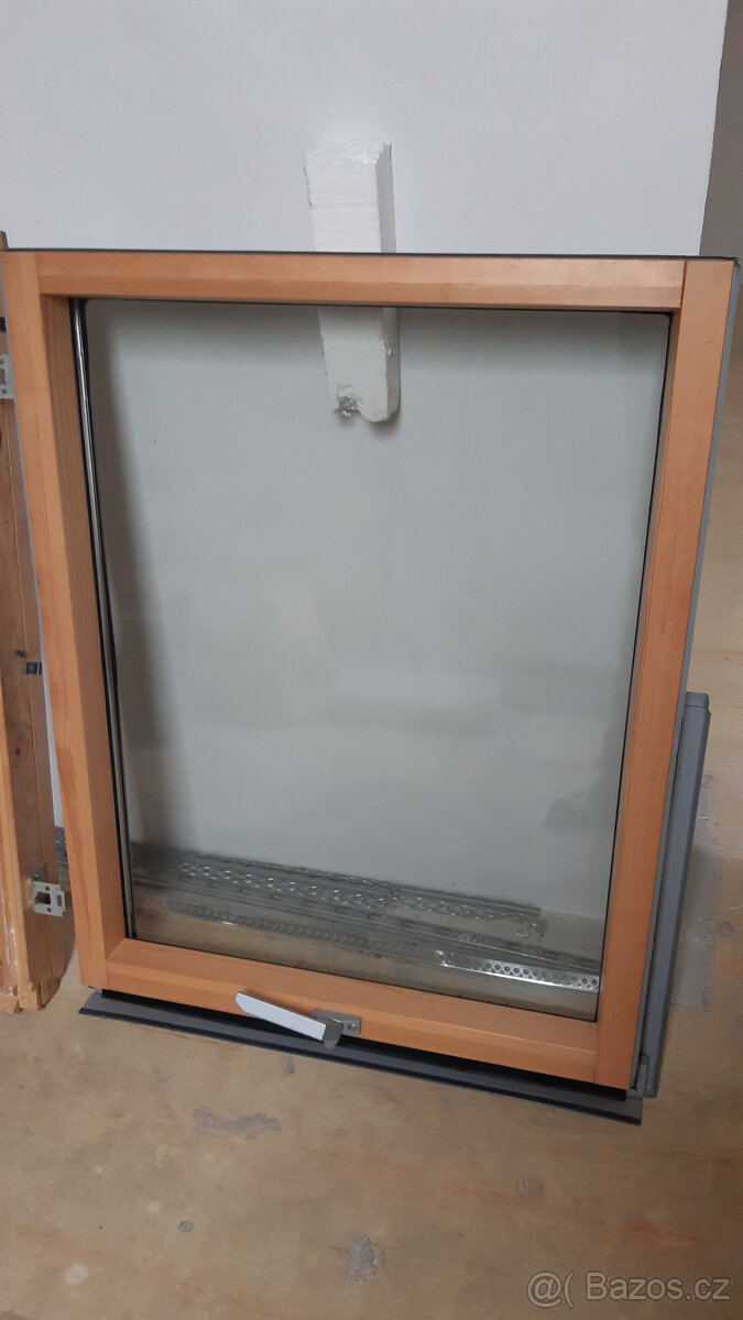 Dřevěné střešní okno - 3