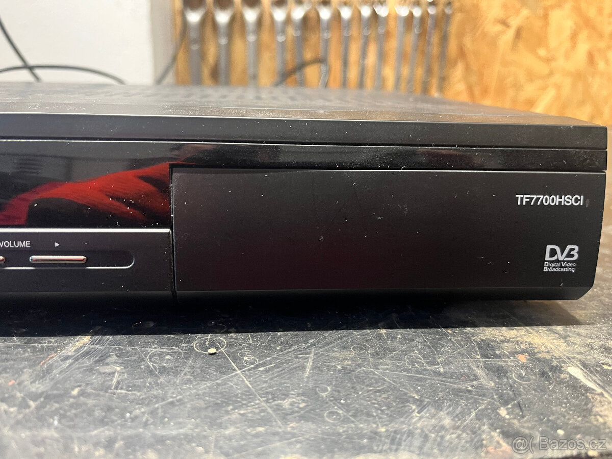 Satelitní přijímač Topfield TF7700HSCI - 3