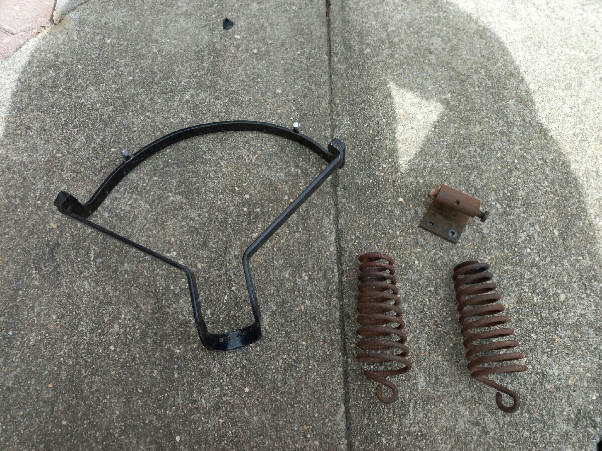 ČZ předvalečna - Sedlo - Pružiny - Držák - 3