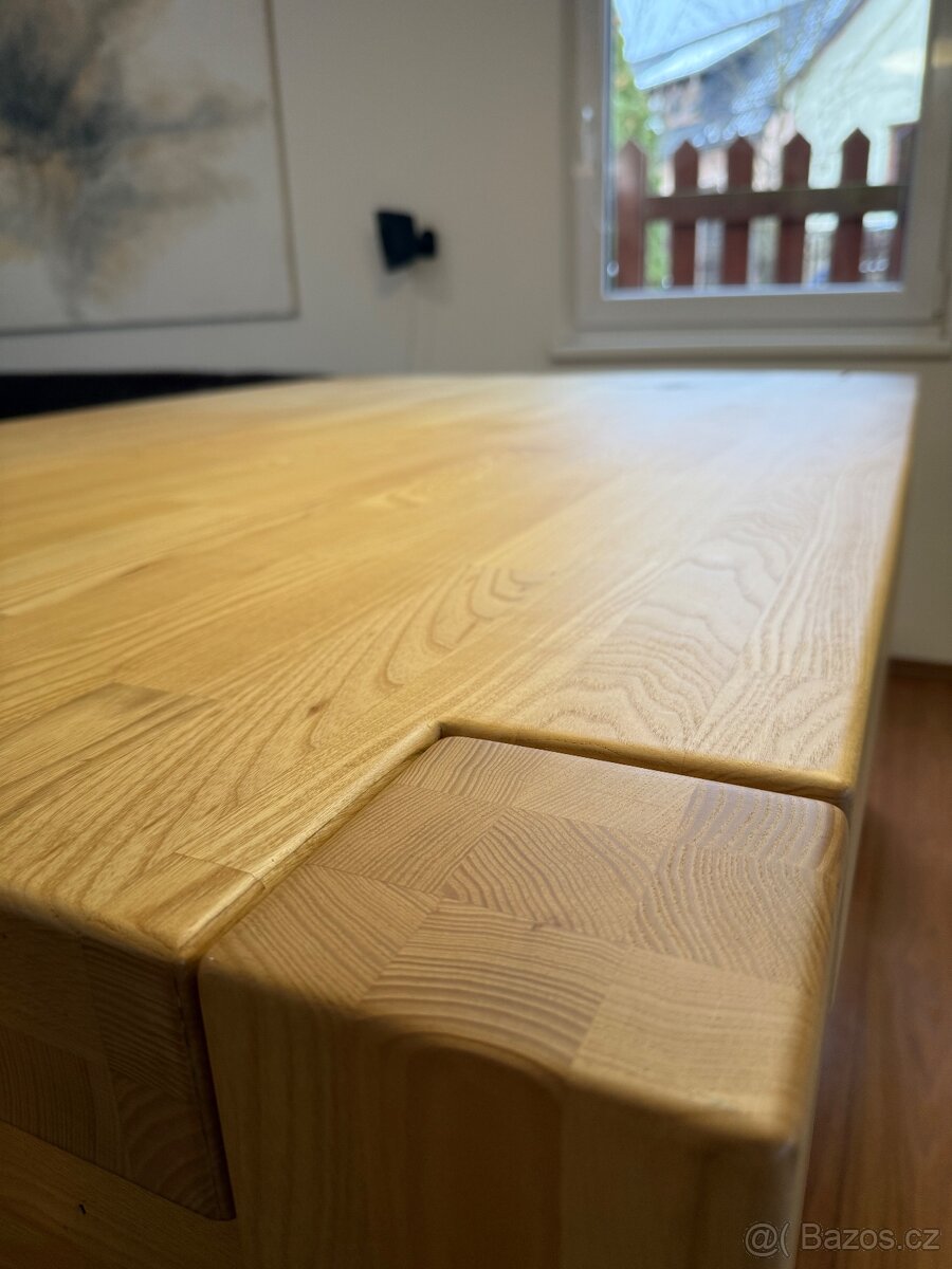 Masivní jasanový stůl vč.židlí - 3