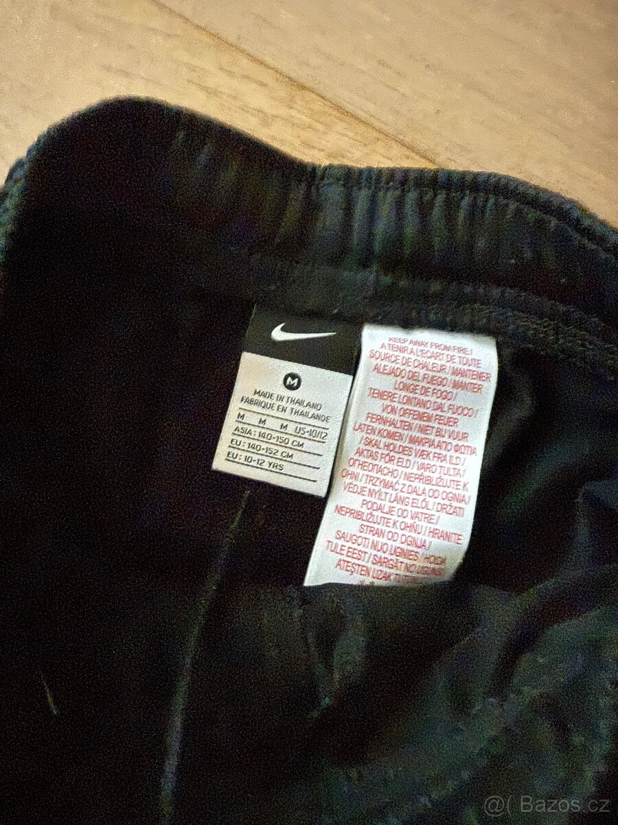 Chlapecké tepláky Nike - 3