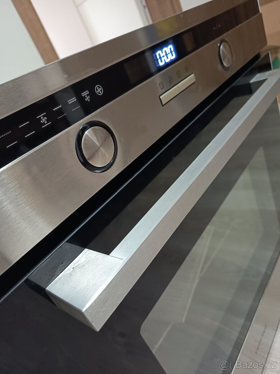 Horkovzdušná trouba Concept - 3