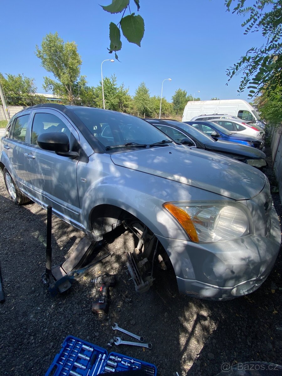 Dodge Caliber 1.8i náhradní díly - 3