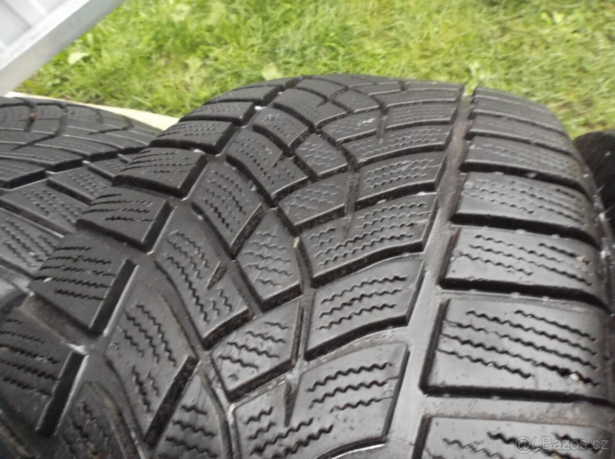 225/50/18 99V GOODYEAR 2 KS ZIMNÍ - 3