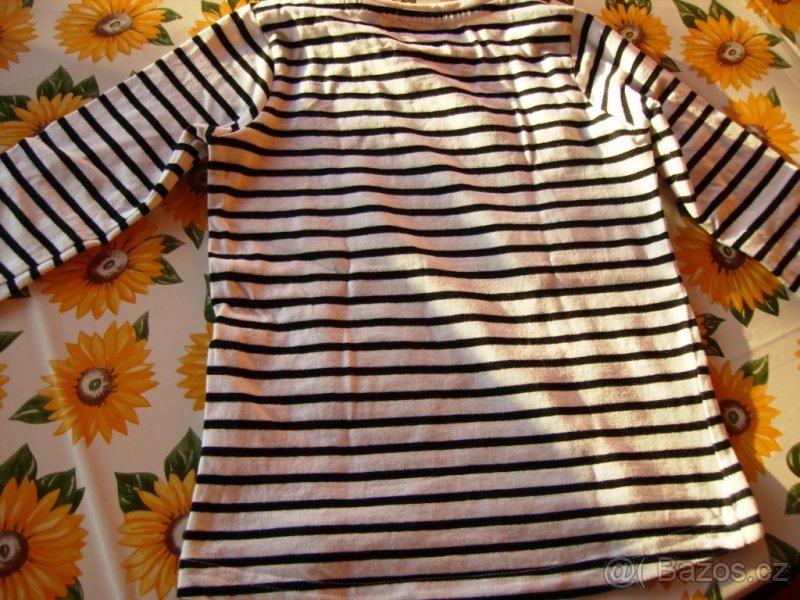 Super triko s aplikacemi vel.110. - 3