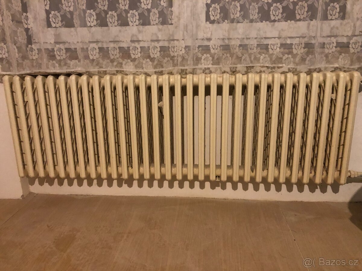 Prodej málo použitých litinových radiátorů - 3