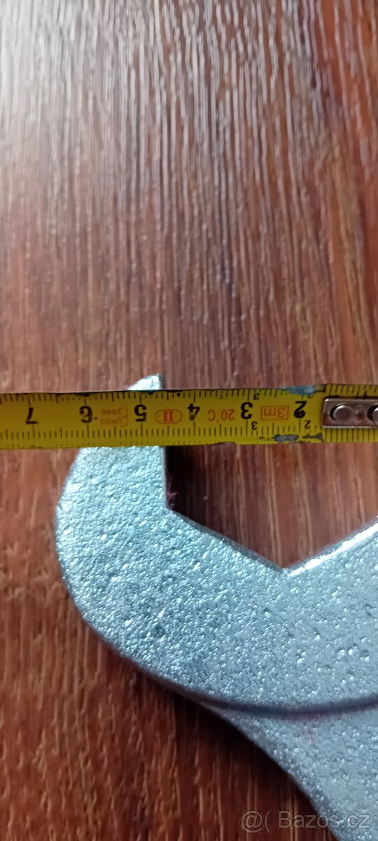 Historický stranovy klíč Škoda - 3