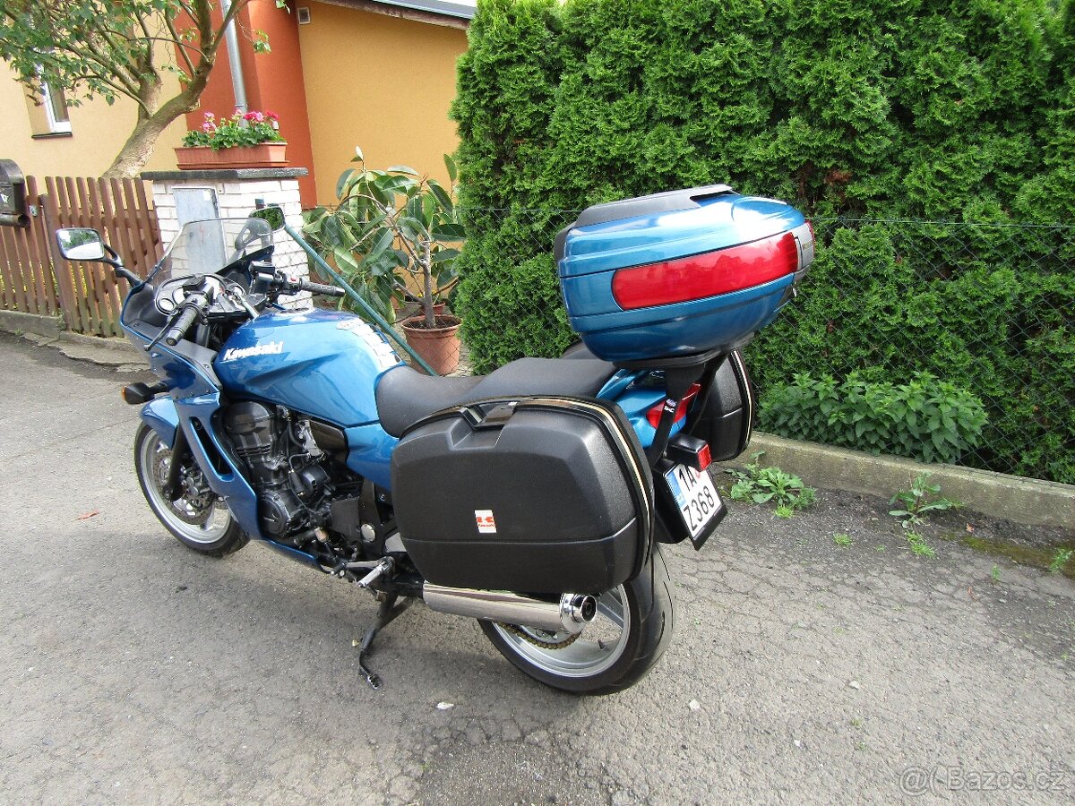 Kawasaki GPZ 1100 - 3