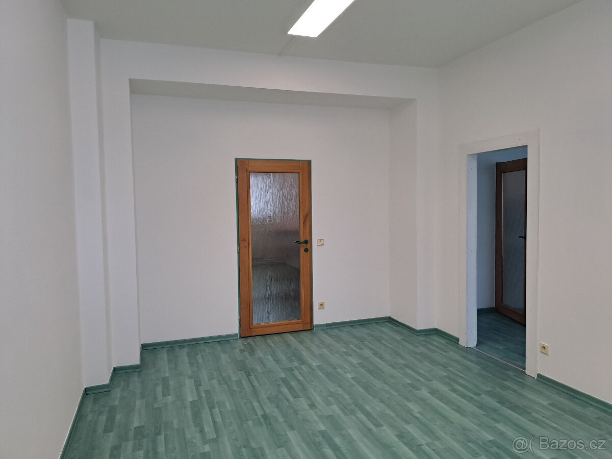 Kancel. od MAJITELE - 40 - 400 m2 -BRNO- ul. Bohunická - 3