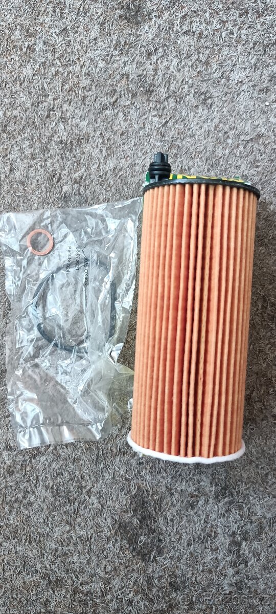 MANN HU6004x olejový filtr pro BMW, Mini, Alpina - 3