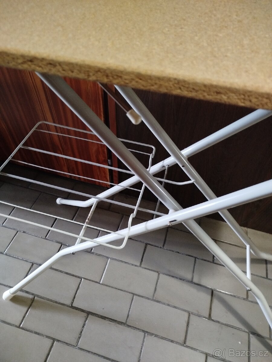 Žehlící prkno - 3