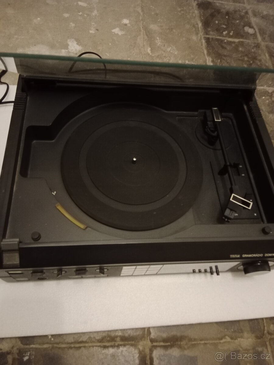 Gramorádio Tesla - 3