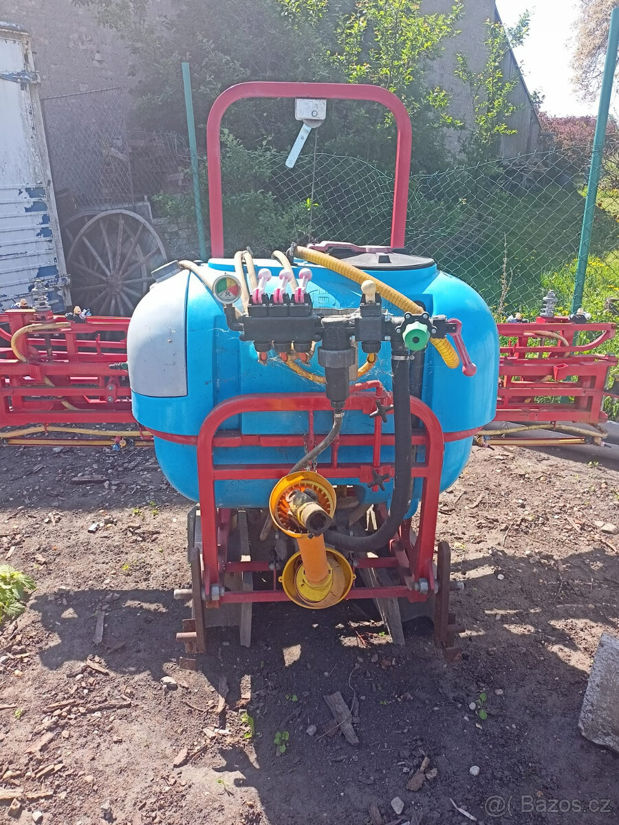 PRODEJ ZEMĚDĚLSKÝCH STROJŮ - 3