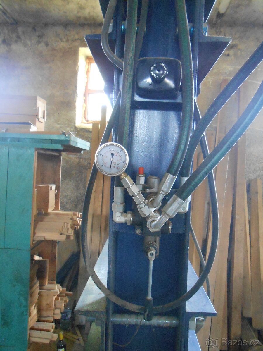 stroj na lysovanie krytiny - 3