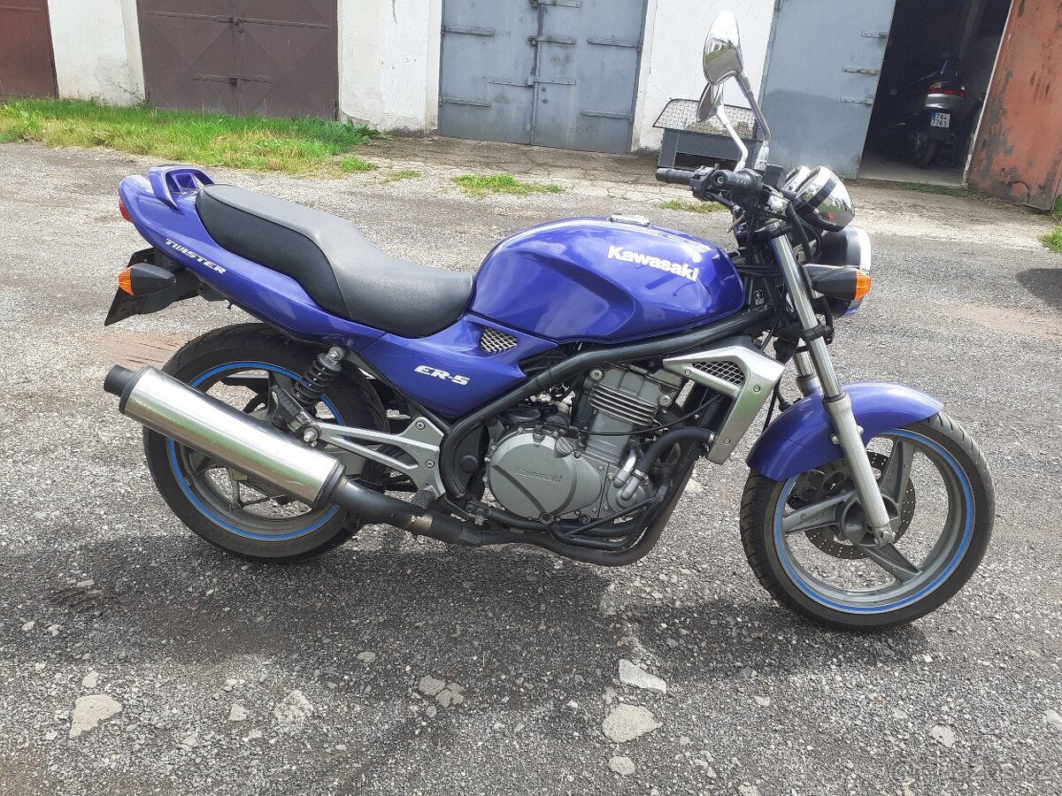 Kawasaki ER5 - 3