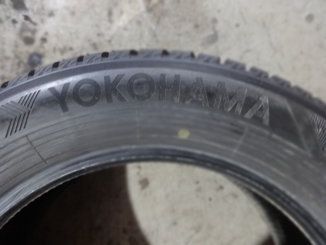 Yokohama BlueEarth Winter 225/55/17 97H - 3