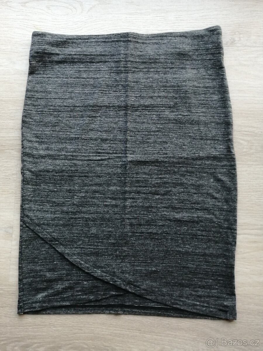 MIX DÁMSKÉHO ( DÍVČÍHO) OBLEČENÍ - 3