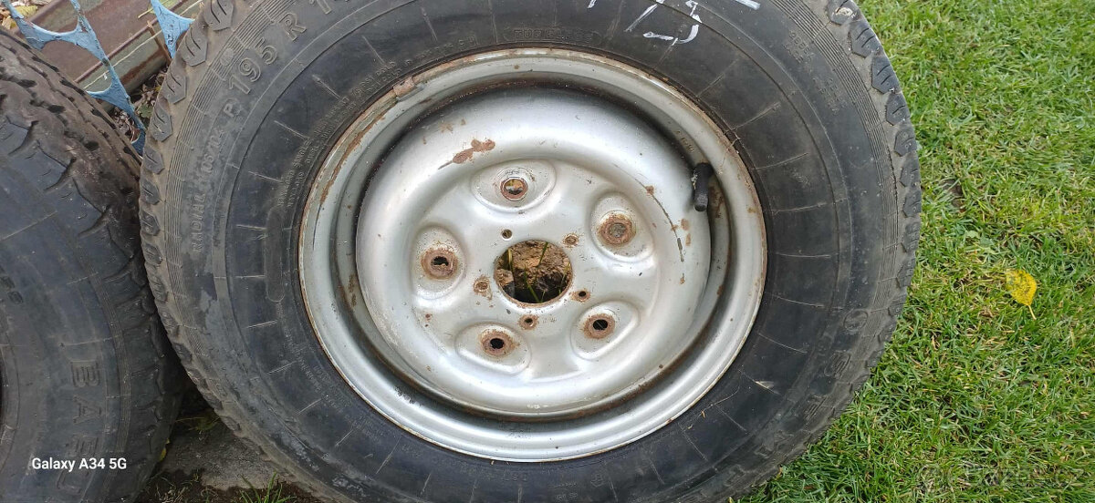 Letní pneu 195 R 14 C - 3