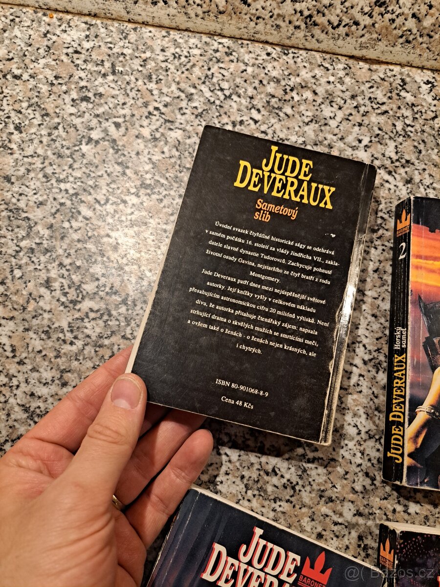 Sametový cyklus 1.-4. díl - Jude Deveraux - 3