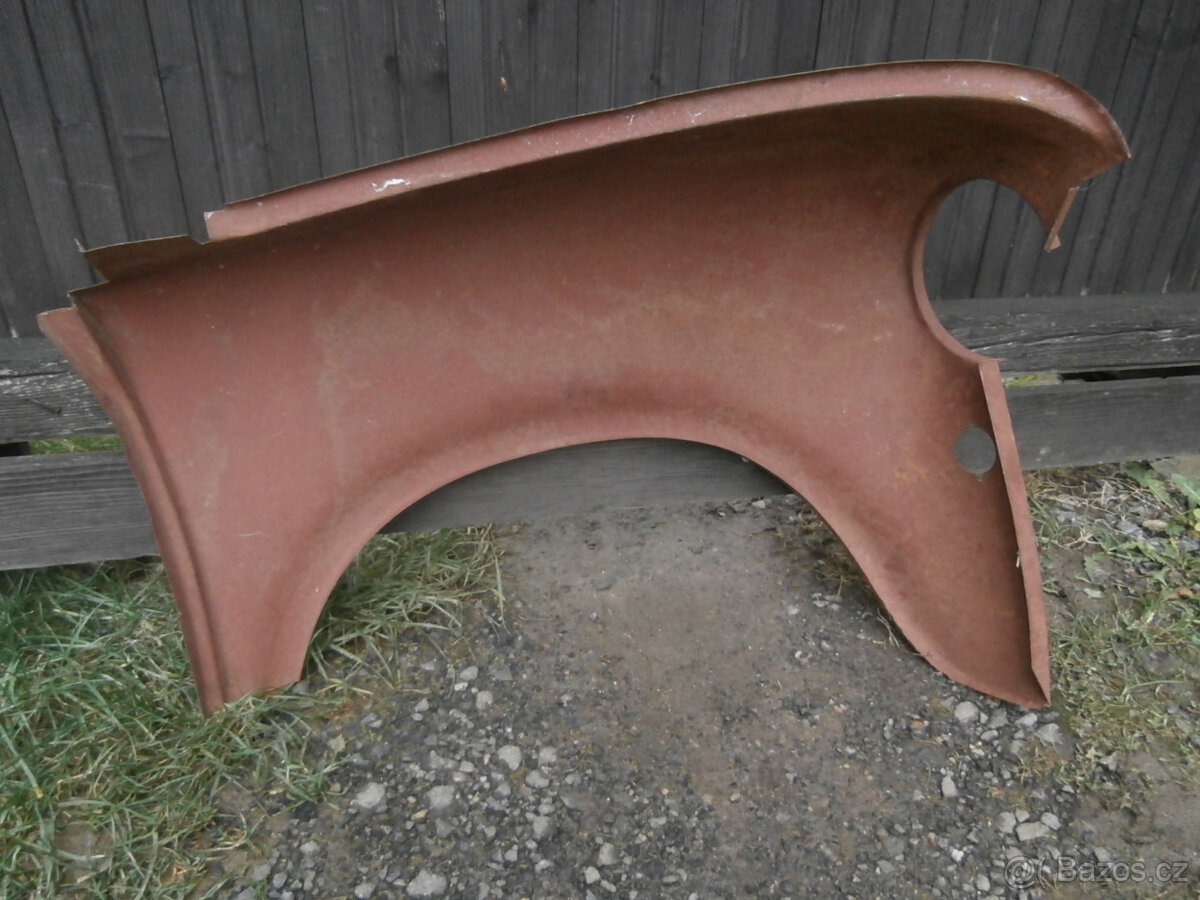 Fiat 600 novy predni blatnik - 3