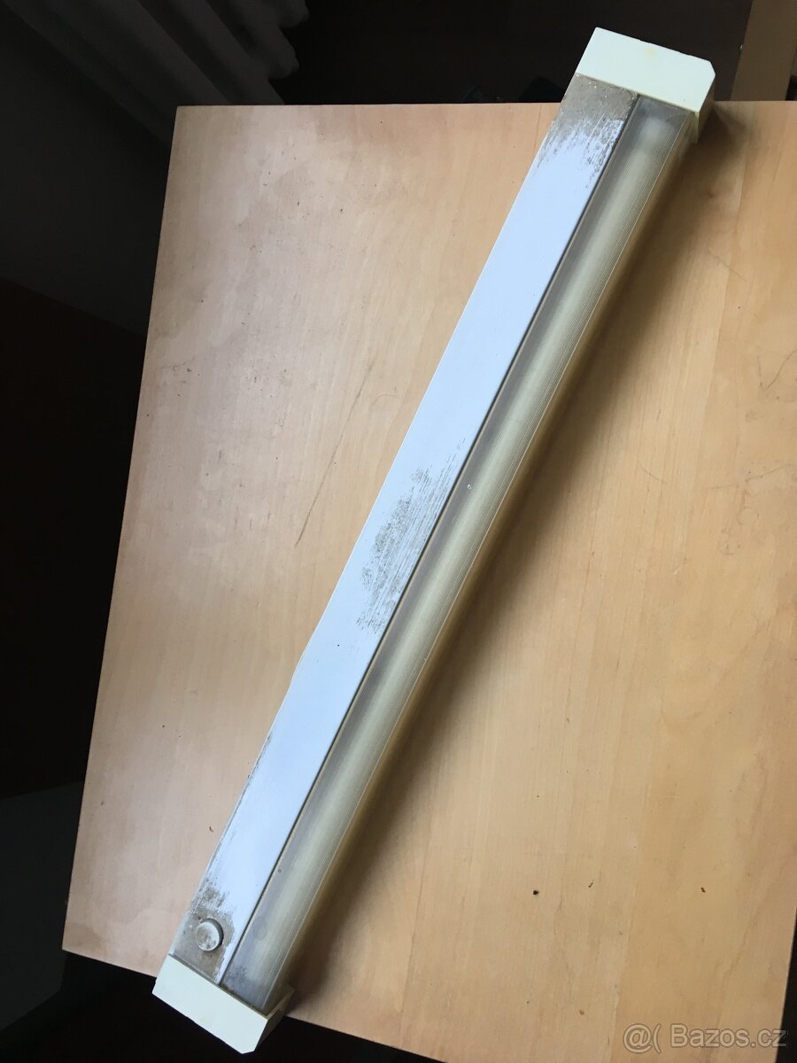 NÁSTĚNNÁ SVĚTLA RŮZNÁ - 3