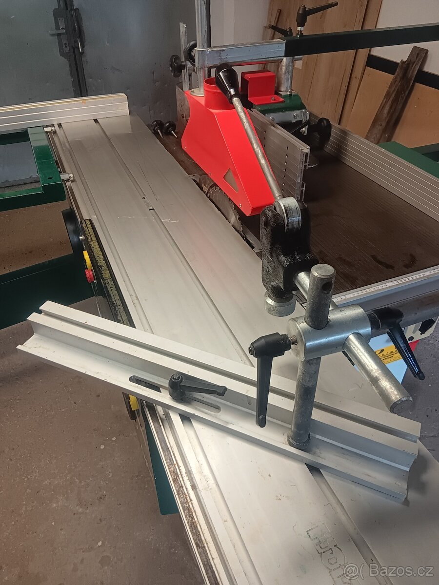 Formátovací pila s frézkou - 3