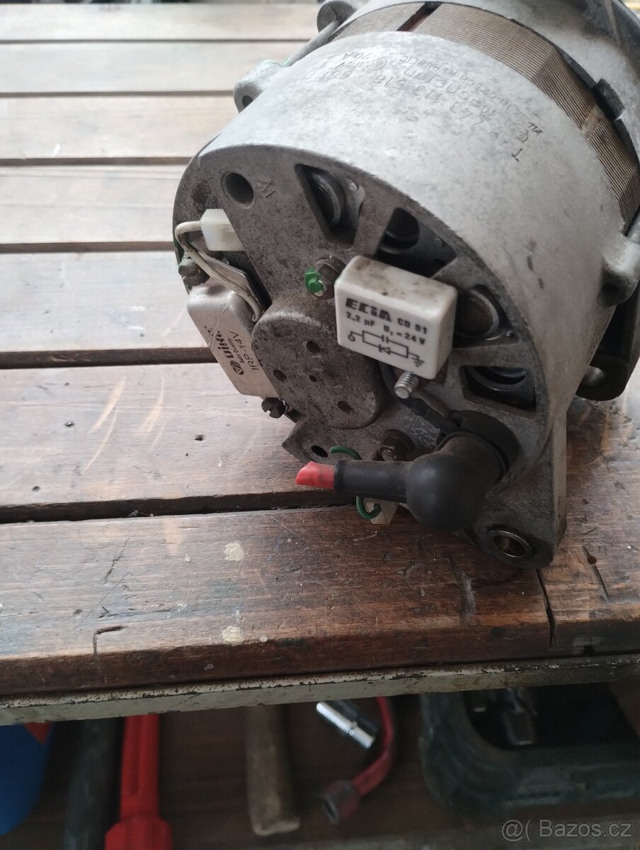 Škoda Felicia 1.3, 1.3 MPI - Alternátor - 3