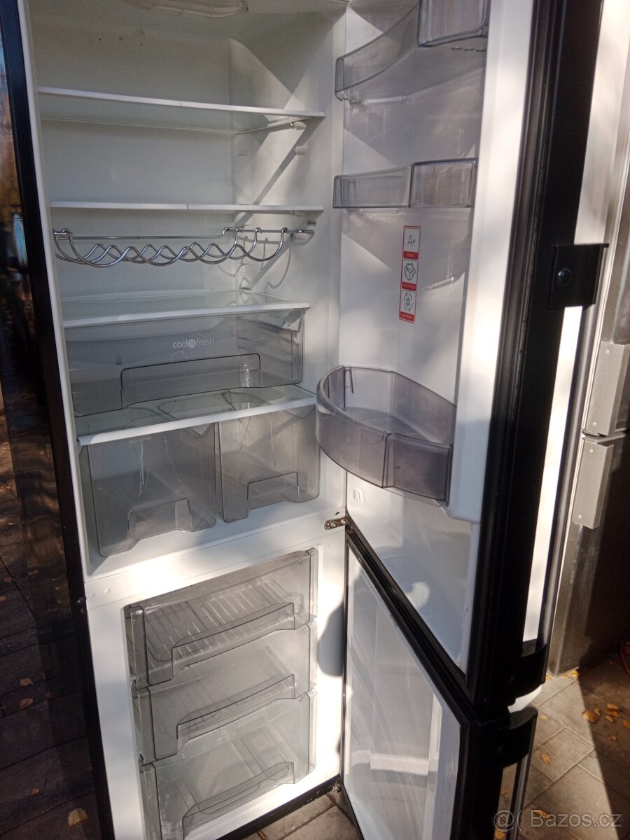 Lednice s mrazakem Gorenje A+++ - 3