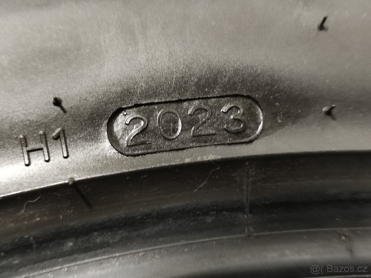Zimní gumy Hankook Winter i cept evo 3x. 265/50 R20