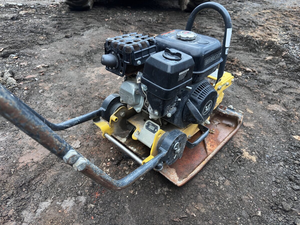 Bomag BVP 18/45 - jednosměrná vibrační deska - 3