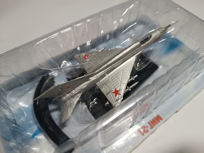 Model MIG-21 - 3