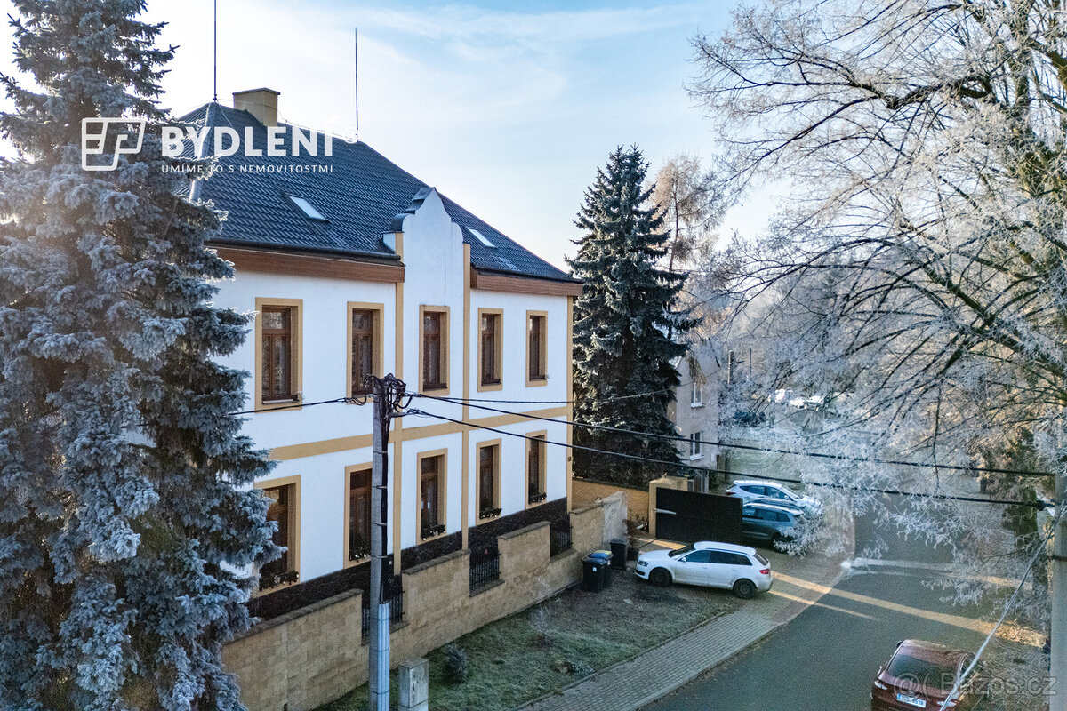 Prodej rodinného domu 339m² s pozemkem 3507m² - 3