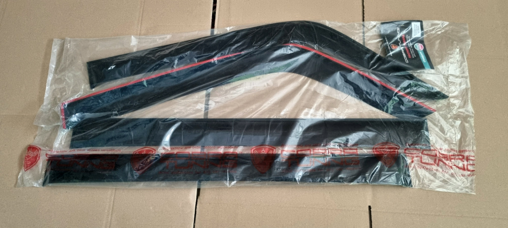 LADA 4X4 NIVA 5 dveřová - Deflektor oken - 3