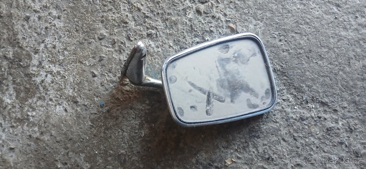 Zrcátko Škoda - 3