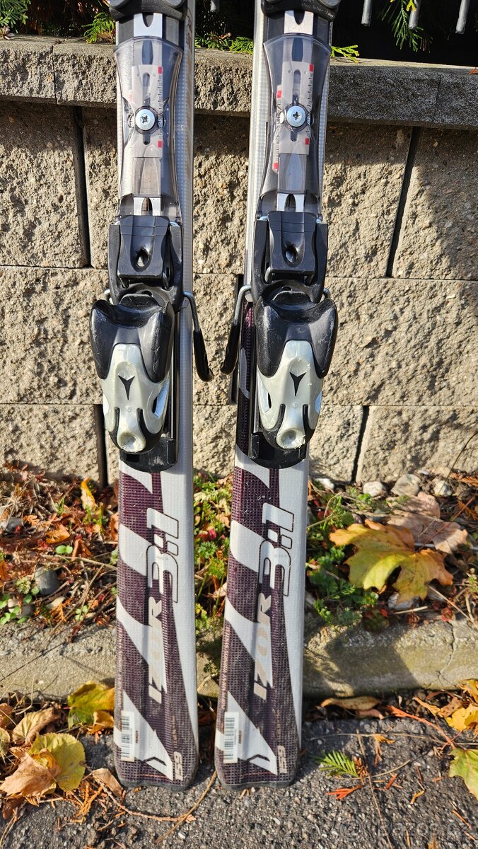 Dámské lyže Atomic Izor 159 cm - 3