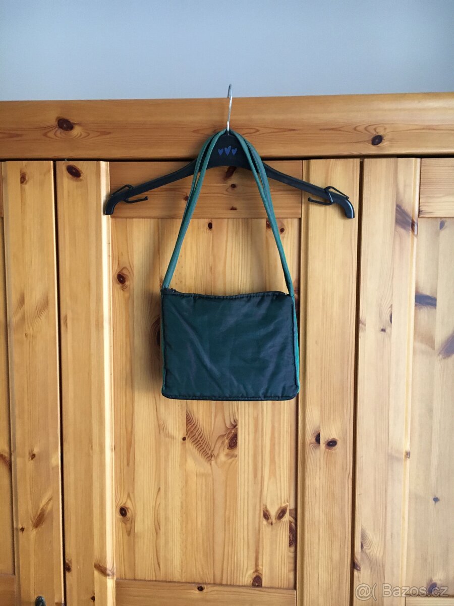 Pouzdrové společenské šaty - 3