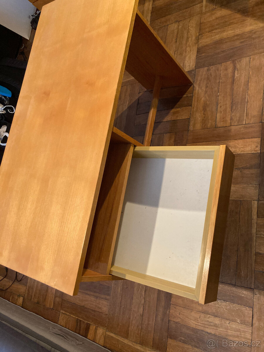 Dřevěný psací stolek - 3