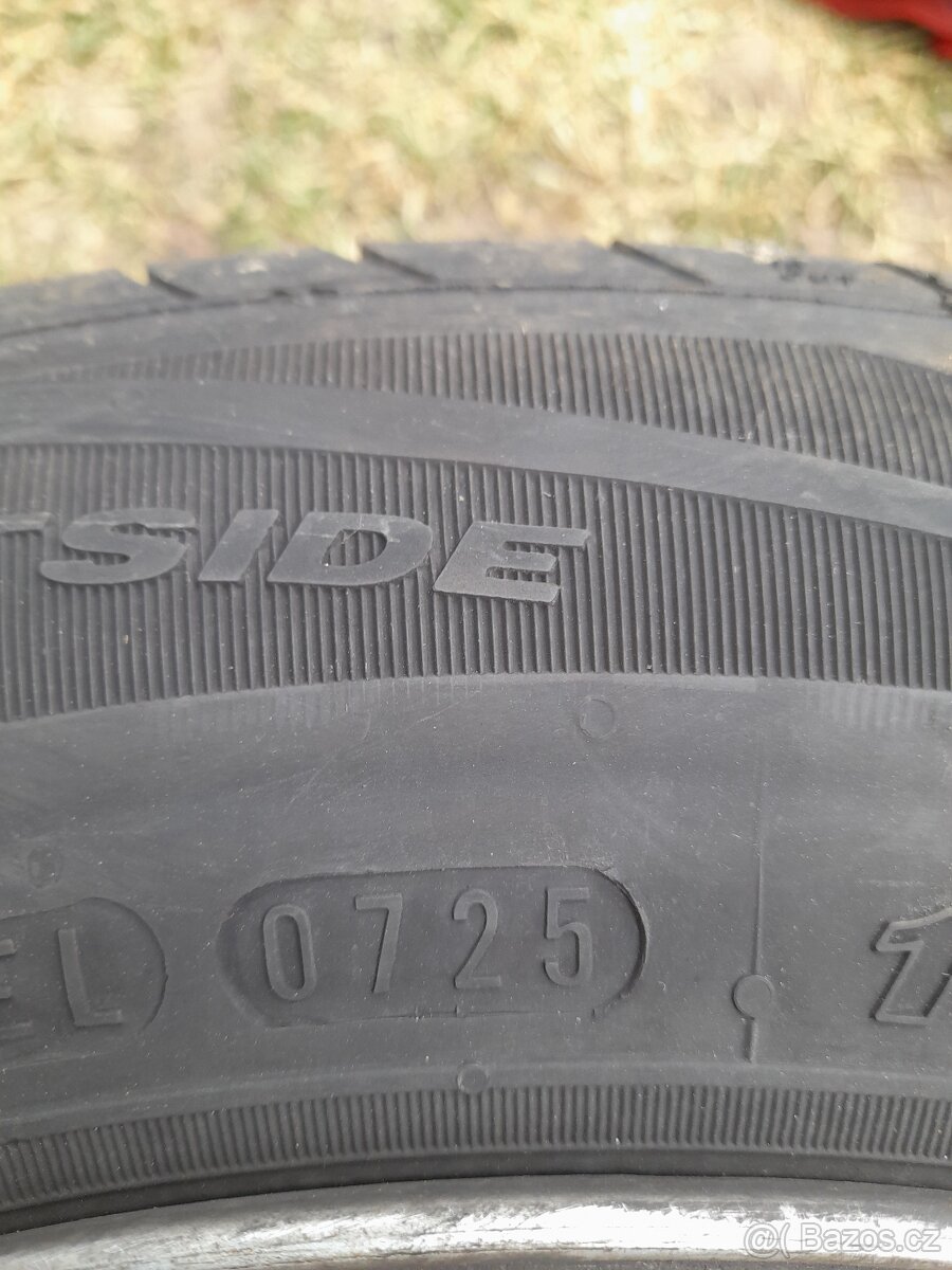Pneu 165/70 R14 - 3