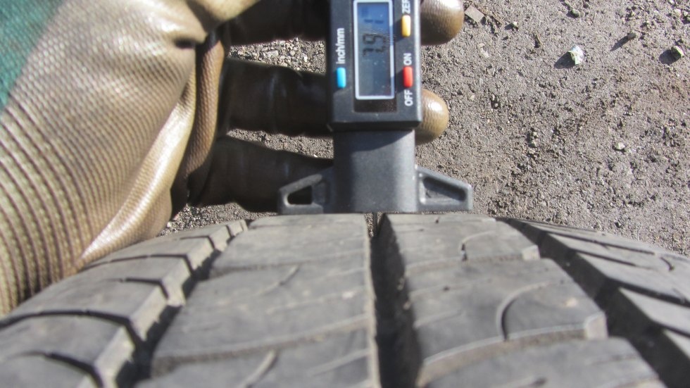 Letní pneu 195/60/16c Good Year - 3