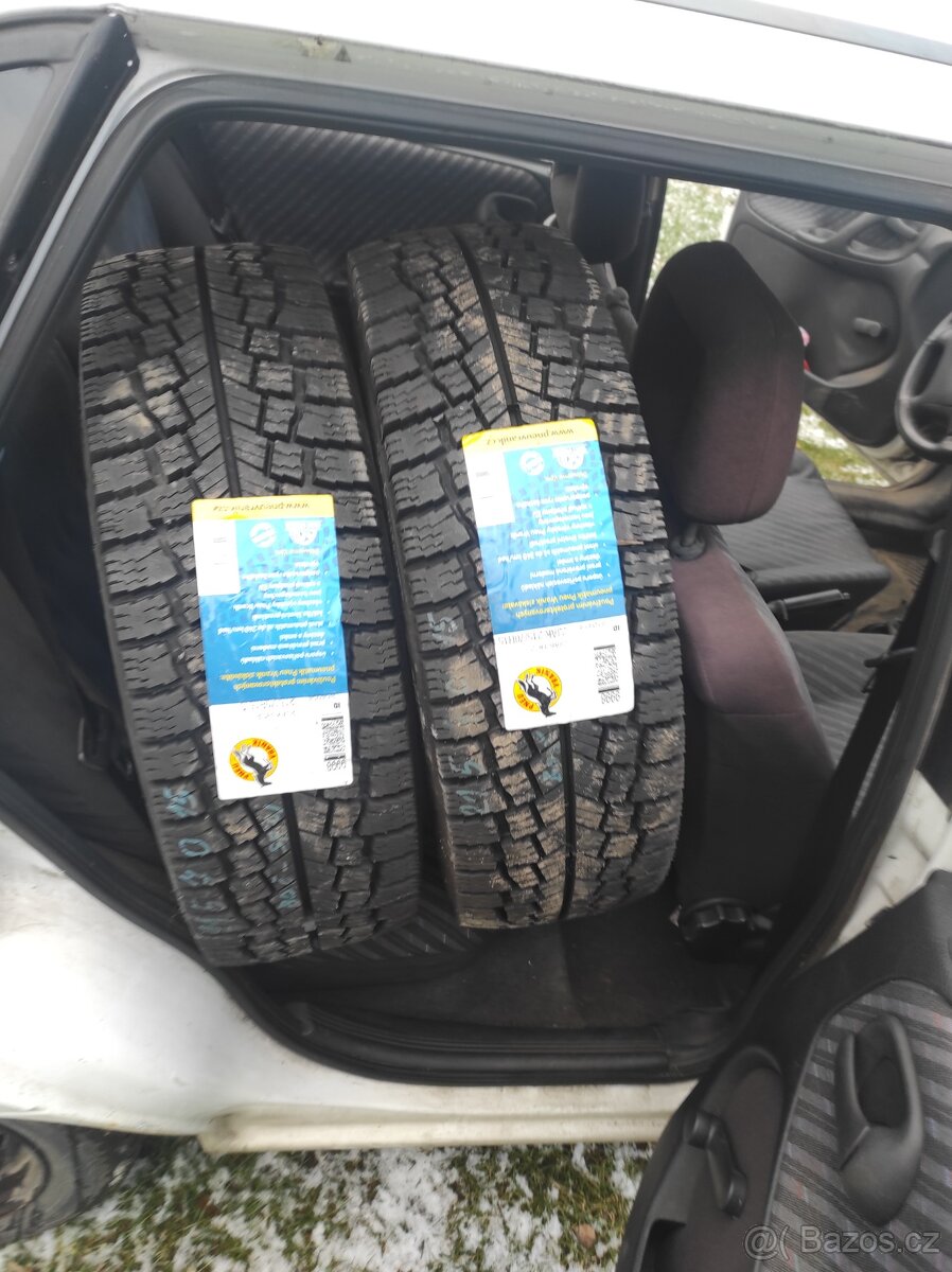 215/70 R/15 C, zimní - 3