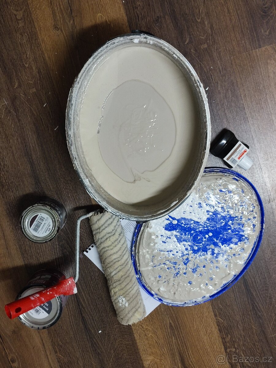Fasádní barva Hornbach 6l + pigment + váleček - 3